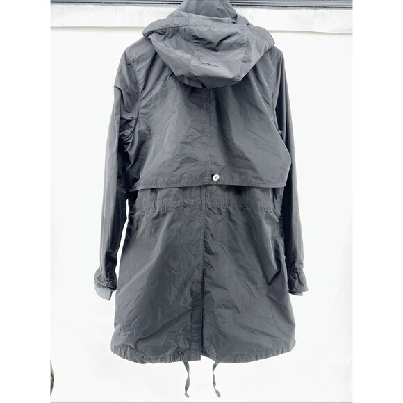 Woman’s Mountian Hardware Shell Large Black With Hood EUC - Picture 10 of 11